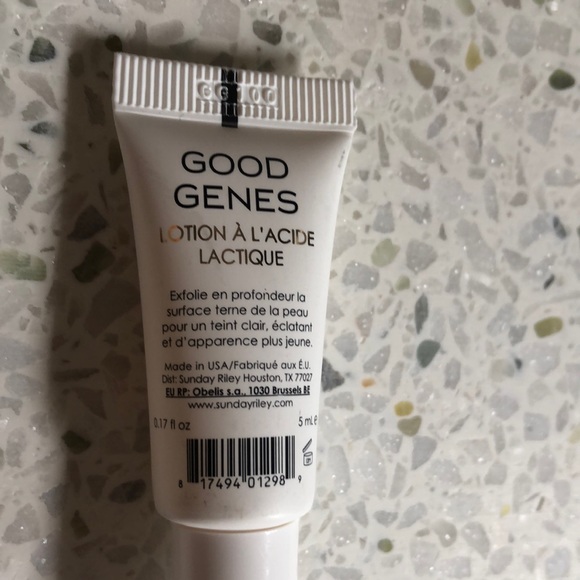 🌟 Sunday Riley Good Genes Lactic Acid Treatment Mini - Picture 3 of 3